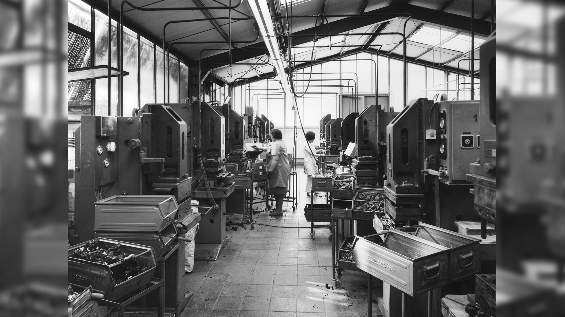 1959: Einstieg Kunststoffverarbeitung